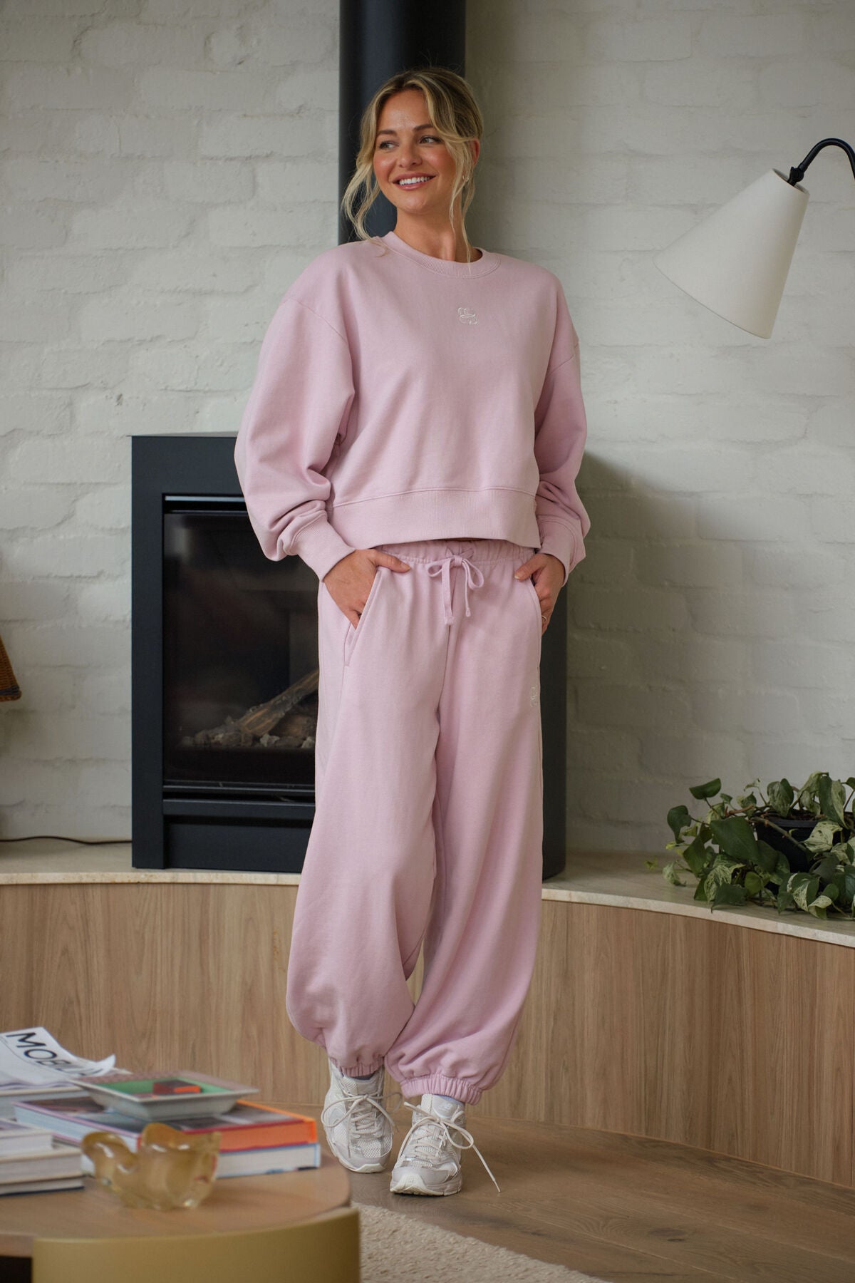 Barrel Leg Trackpant Blush