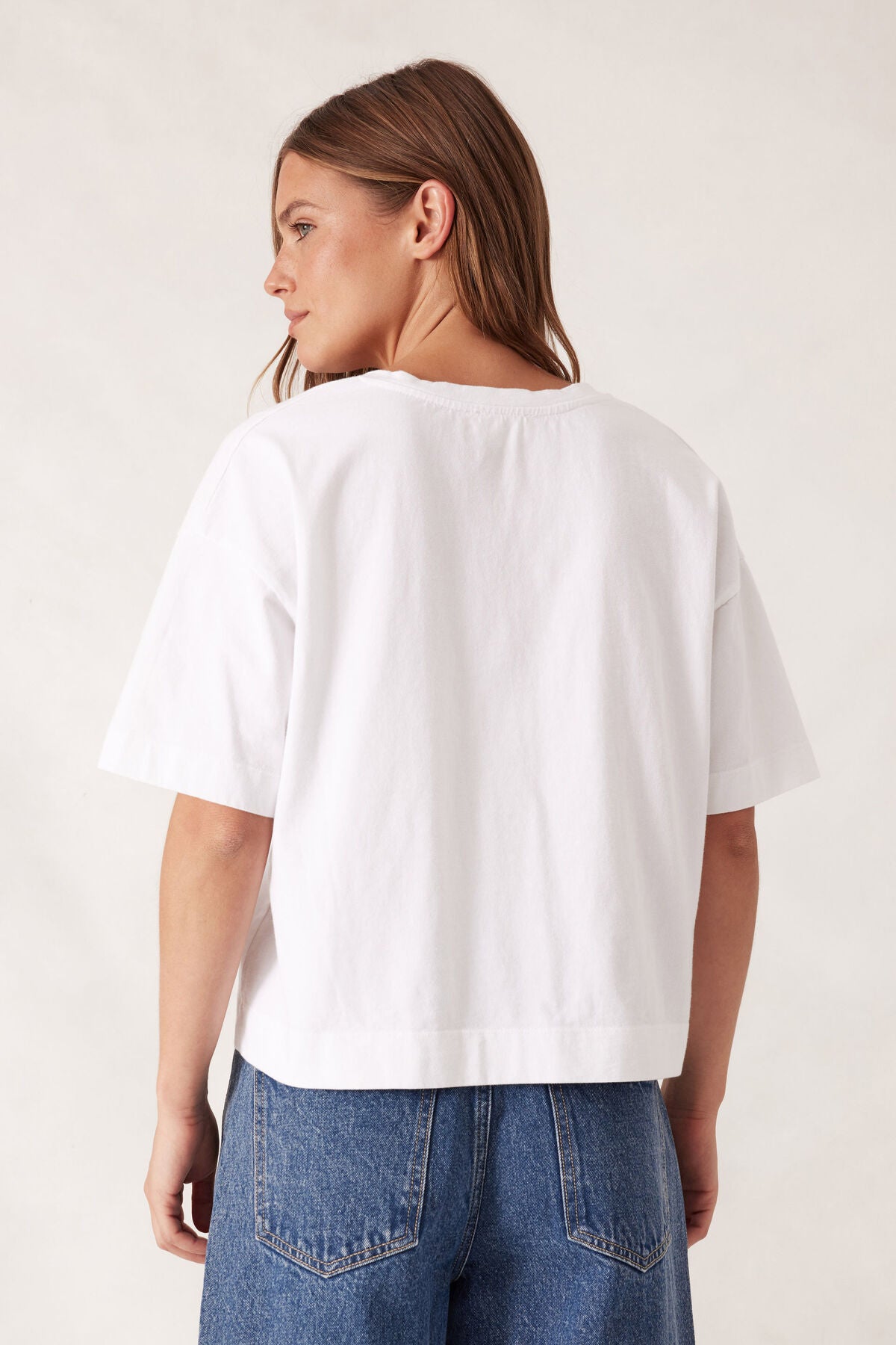 Boxy V Neck Tee White