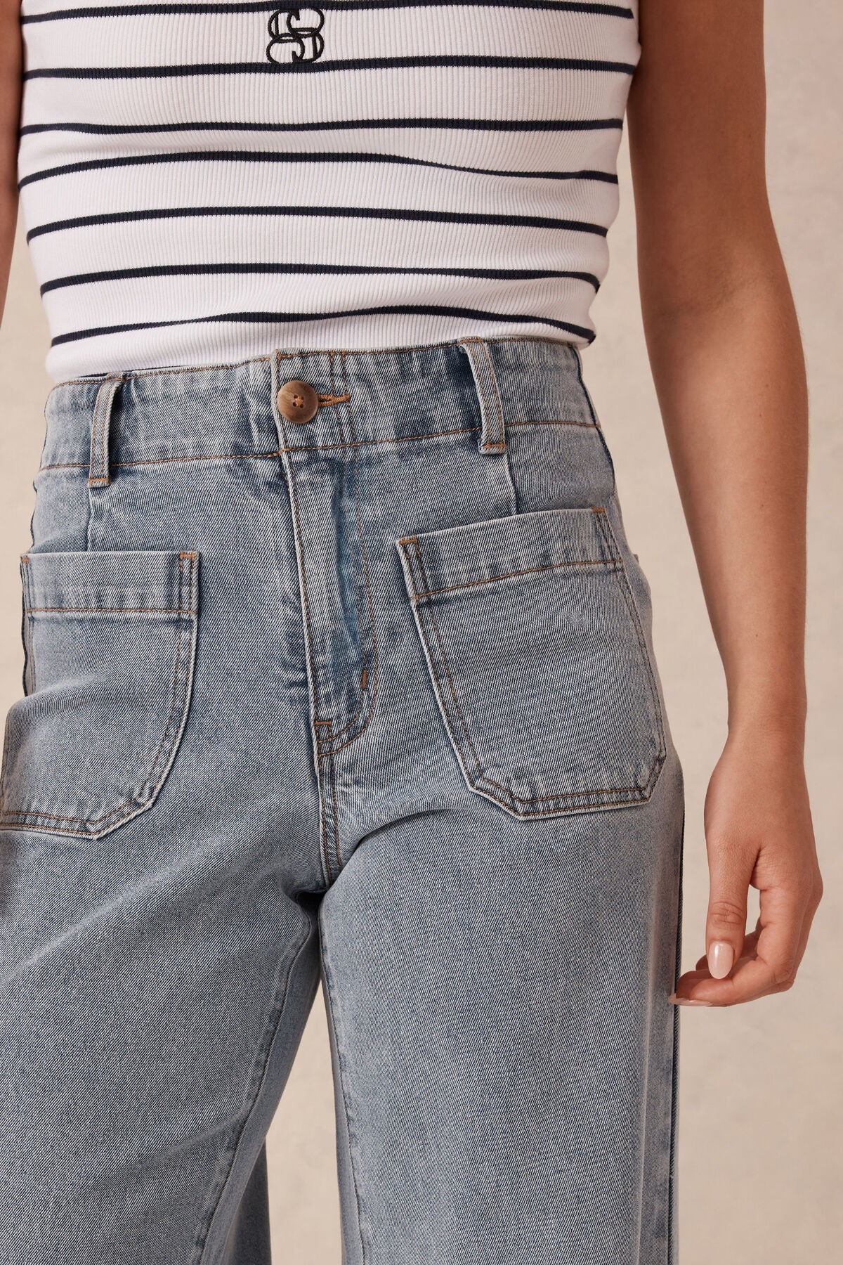 Wide Leg Front Pocket Jean Vintage Blue