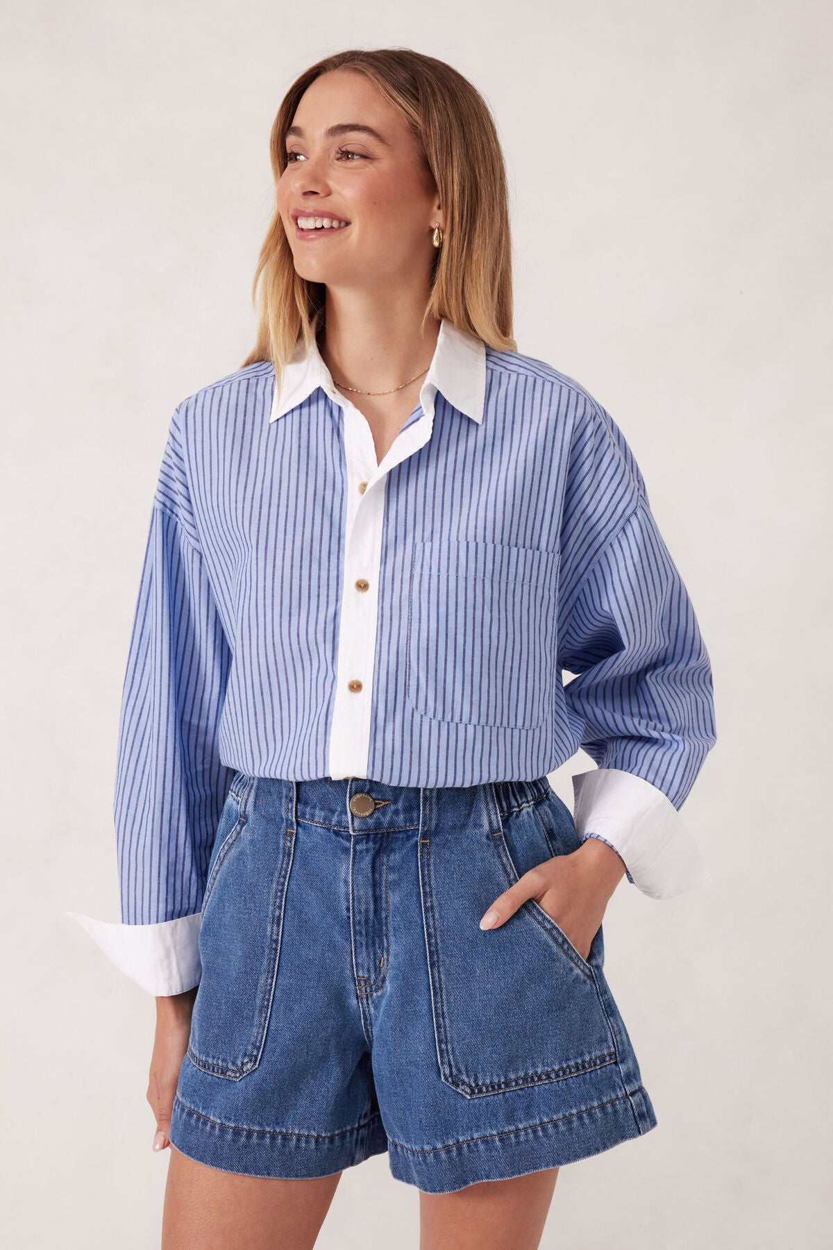 Weekender Short Fresh Indigo