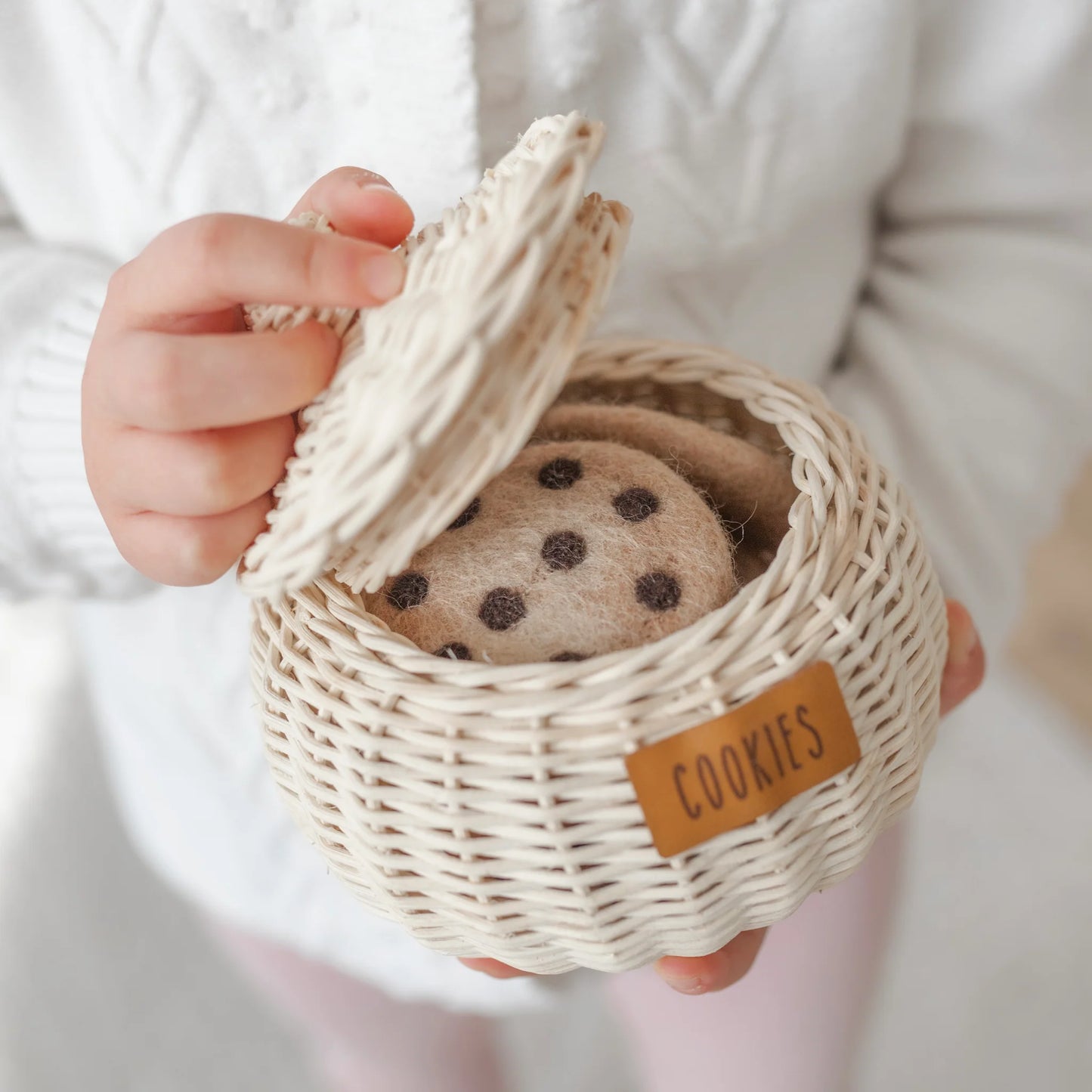 Rattan Cookie Pot