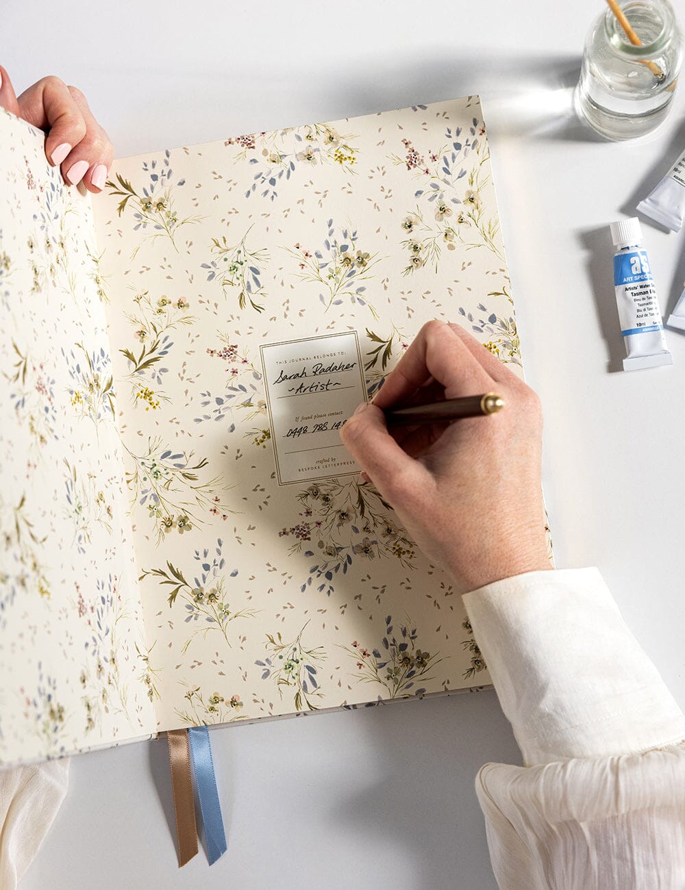 A4 Linen Bound Art Sketch Journal - Wax Flower