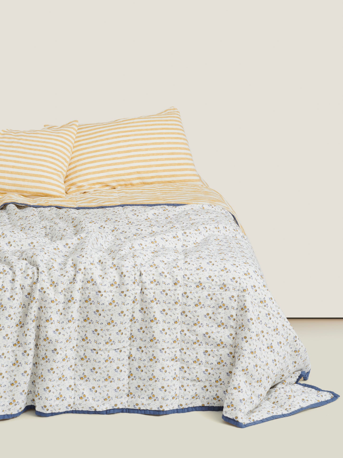 Double Sided Quilt Yellow Stripe