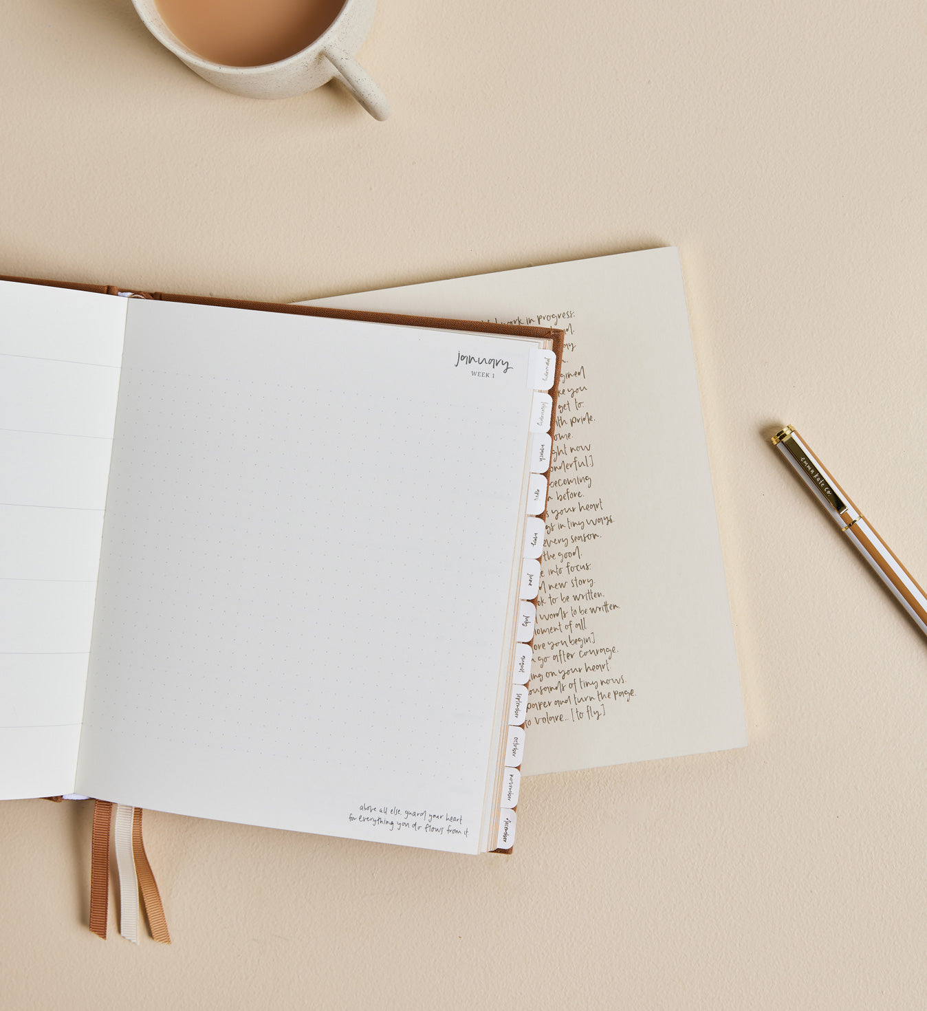 2024 Signature Horizontal Weekly Planner Biscotti