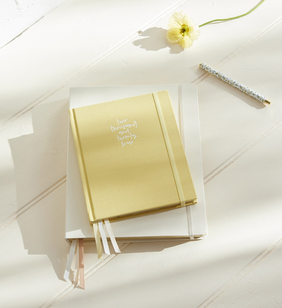 2024 Signature Horizontal Weekly Planner Limoncello