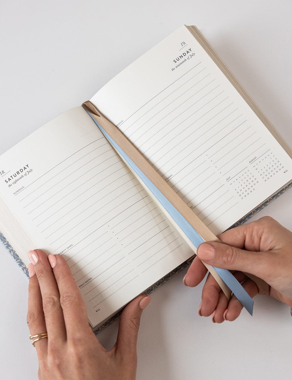 2026 Day to Page Linen Planner ~ Frost Bramble