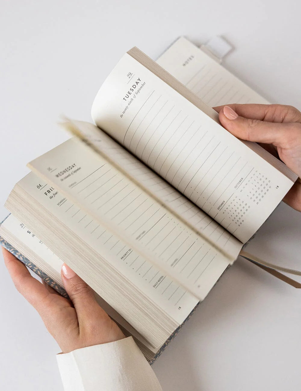 2026 Day to Page Linen Planner ~ Frost Bramble