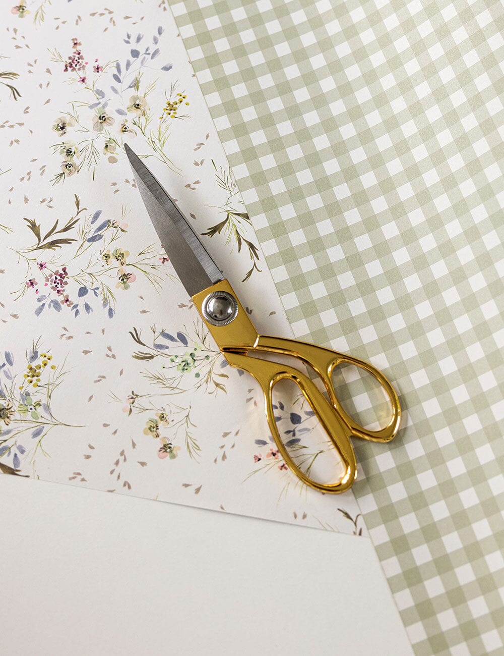 Crafting Scissors ~ Gold
