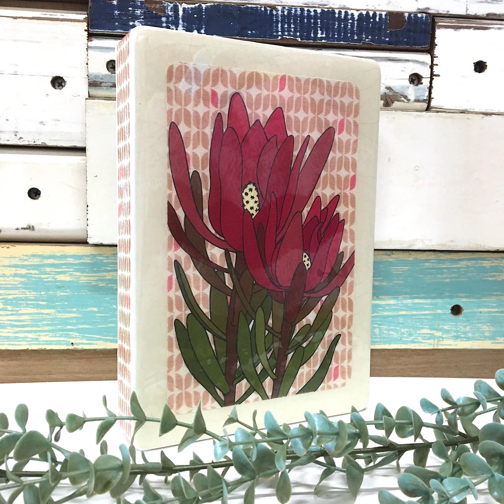 Leucadendron Medi Art Tile