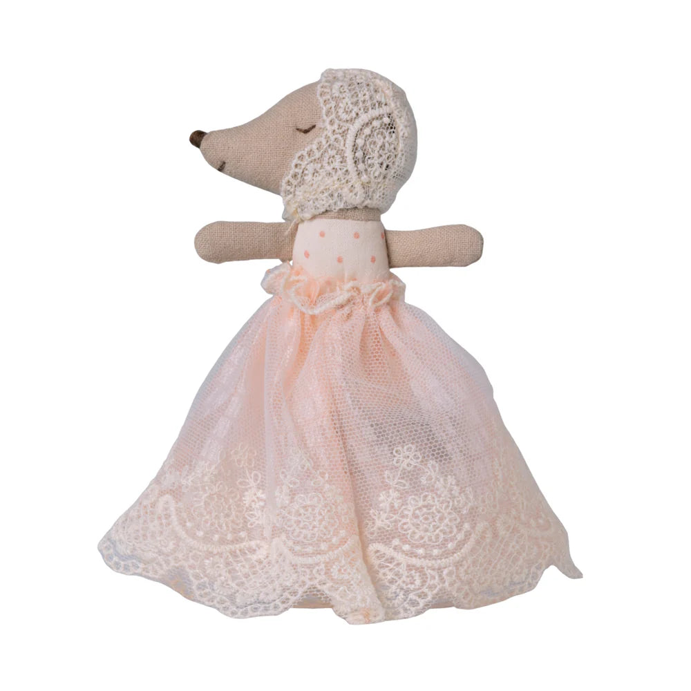 Baby Mouse in Gown Powder