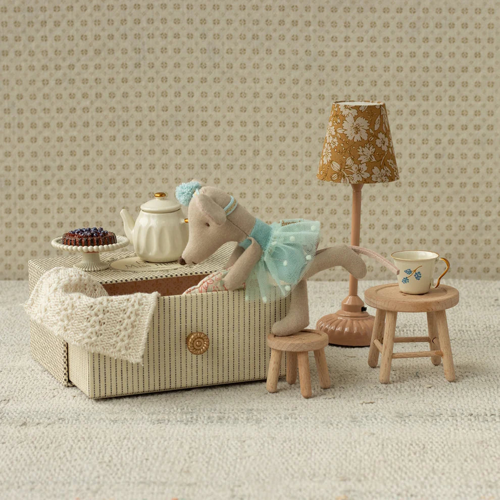 Dance Mouse in Day bed Little Sister
