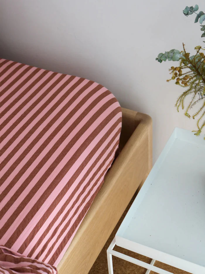 Sundae Seersucker Fitted Sheet