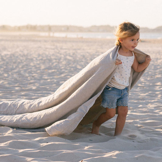 Oversized Linen Family Picnic Throw