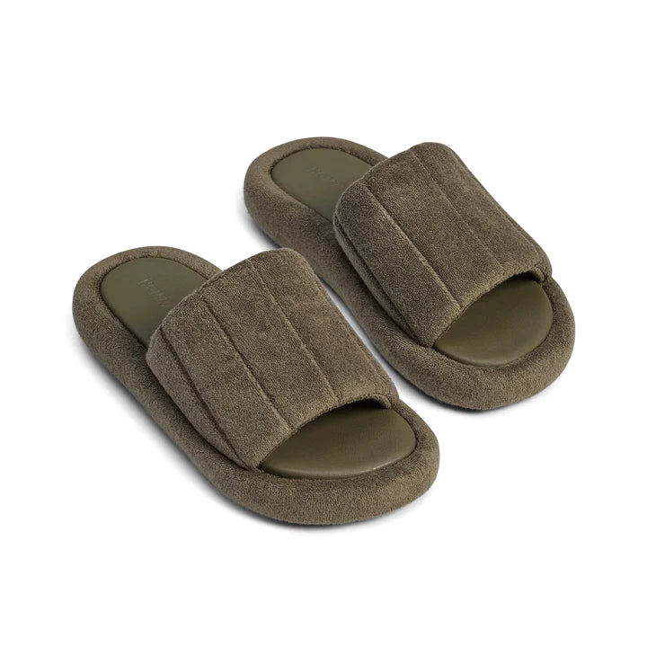 Bobbi Slides Bay Leaf