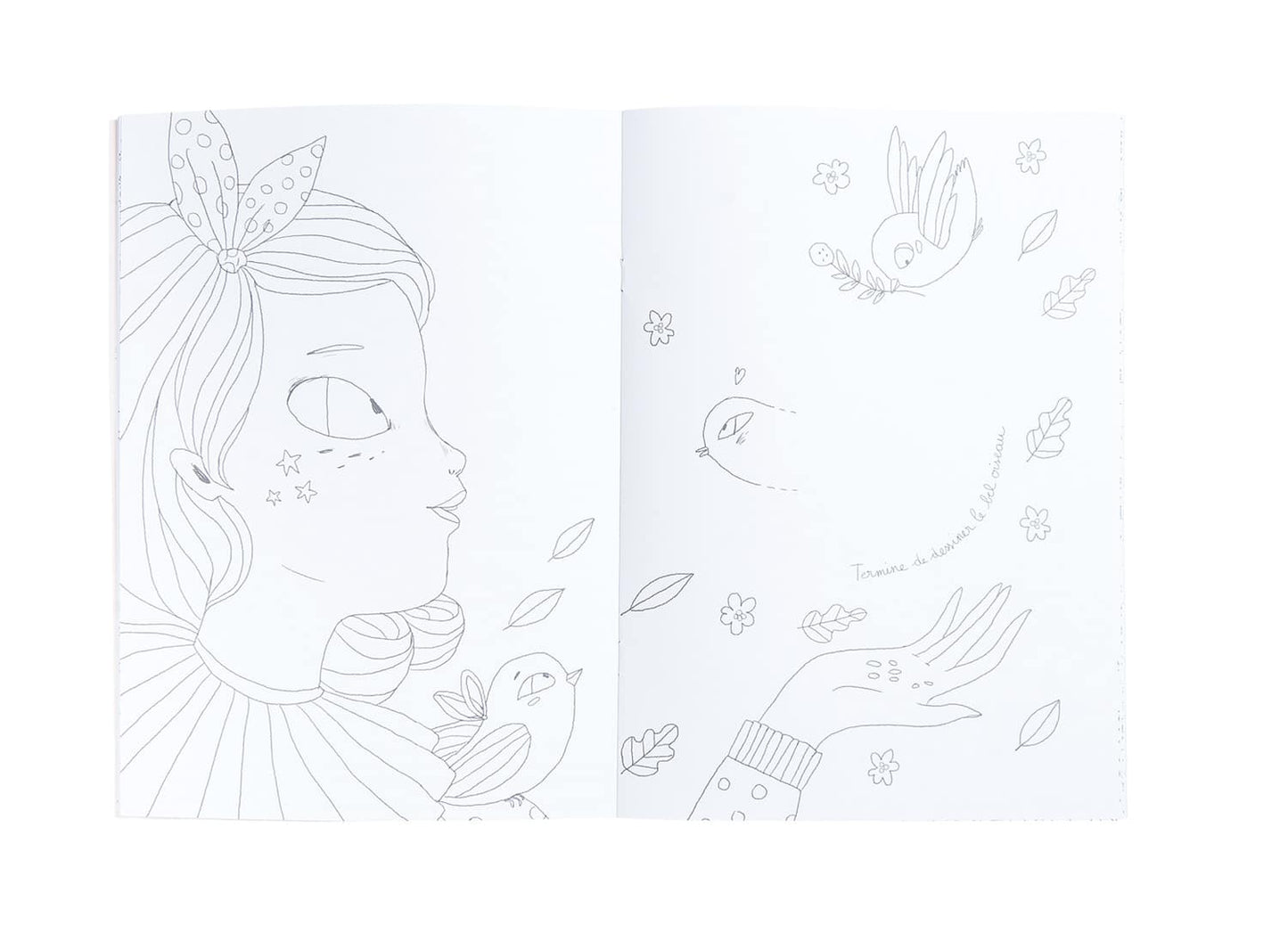 Les Parisiennes Colouring Book