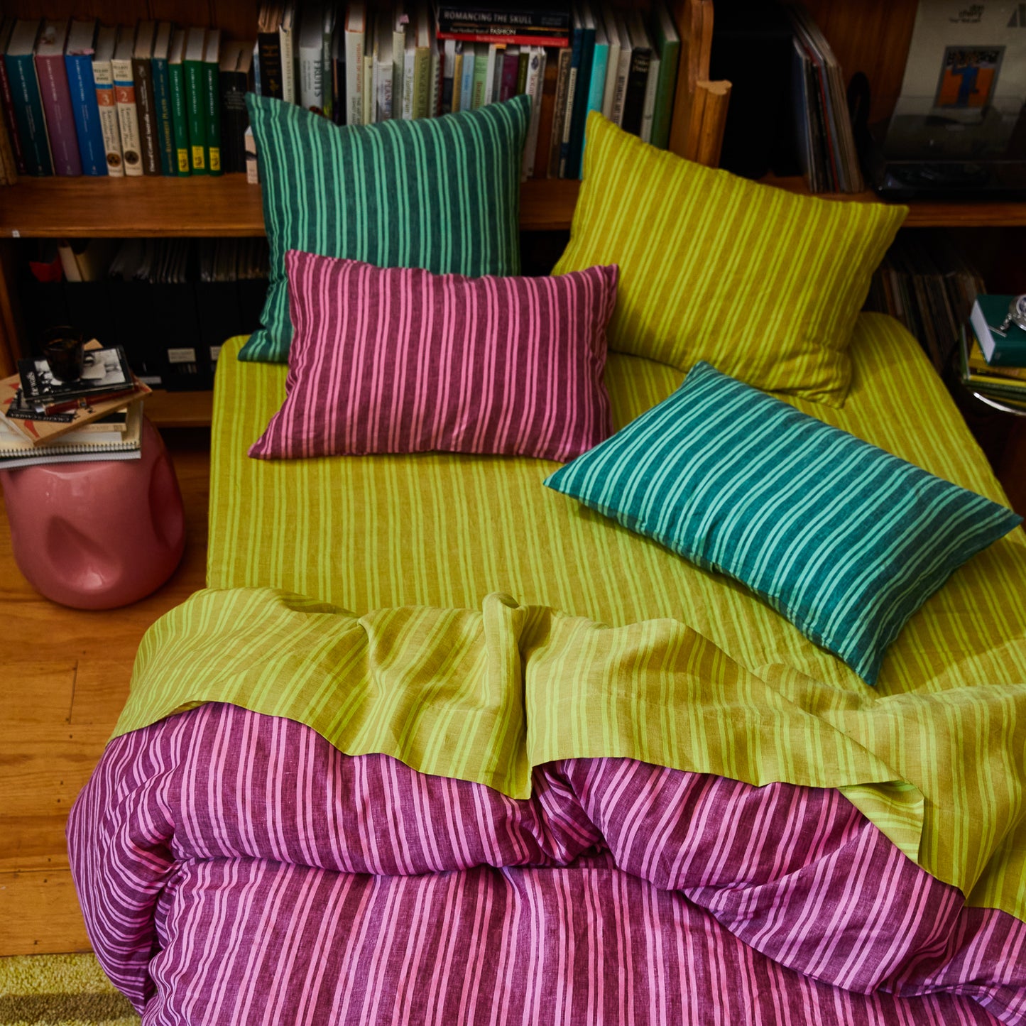 Nadine Linen Pillowcase Set - Mahogany