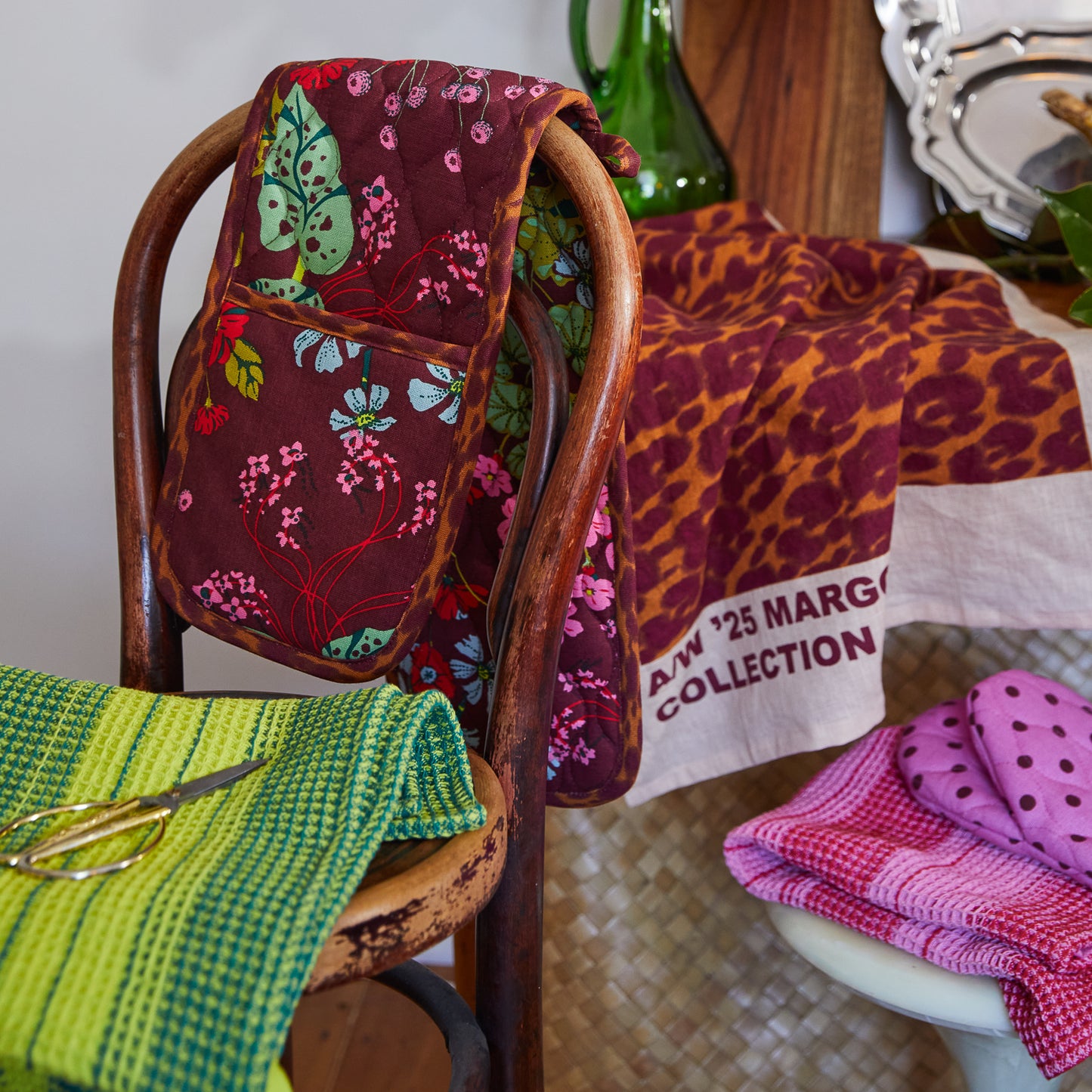 Genevieve Double Oven Mitt