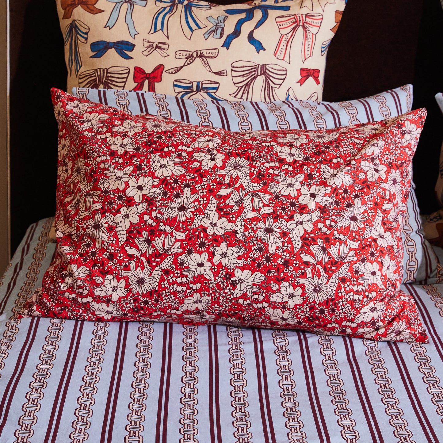Evette Cotton Pillowcase Set - Scarlet