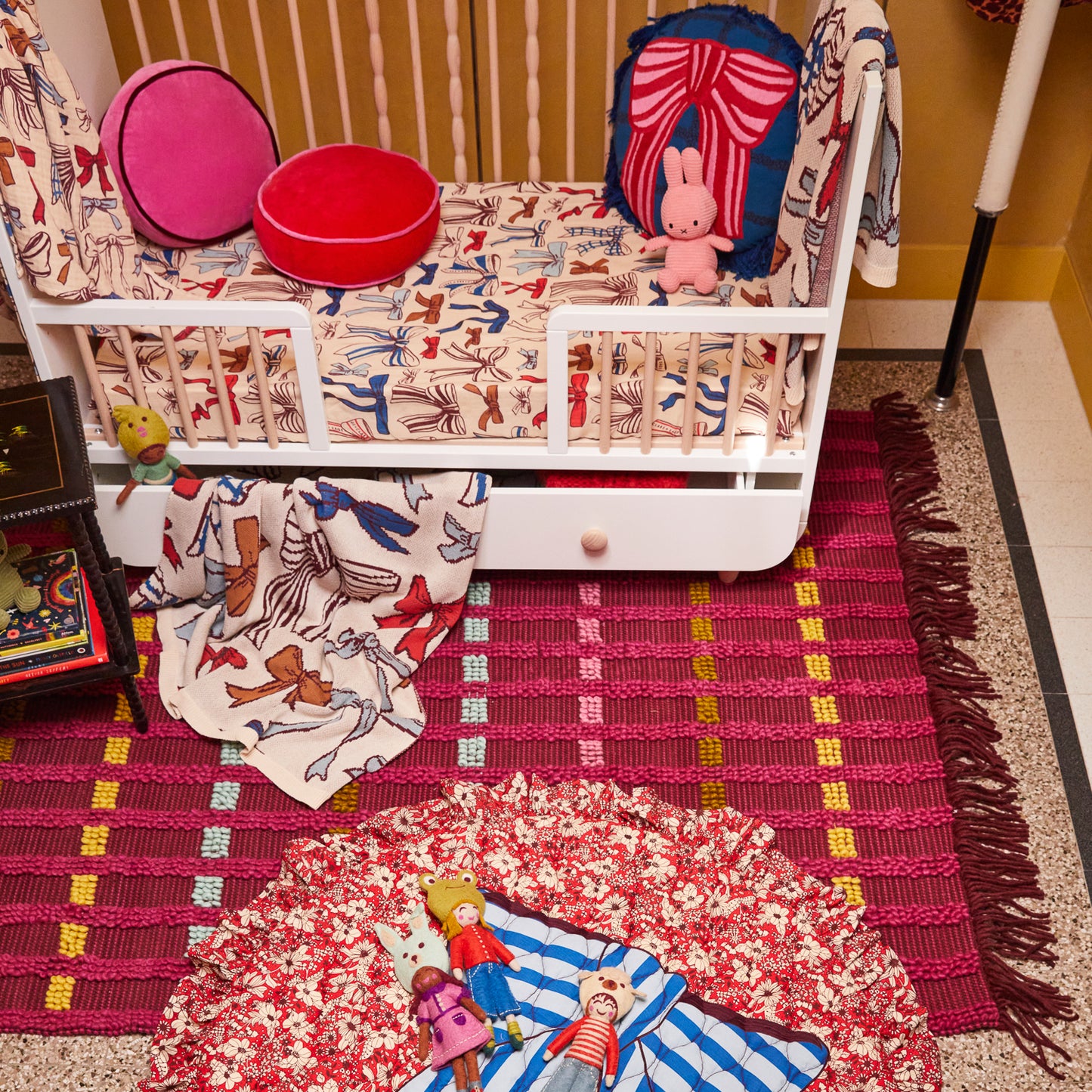 Morell Knotted Rug - Fuchsia