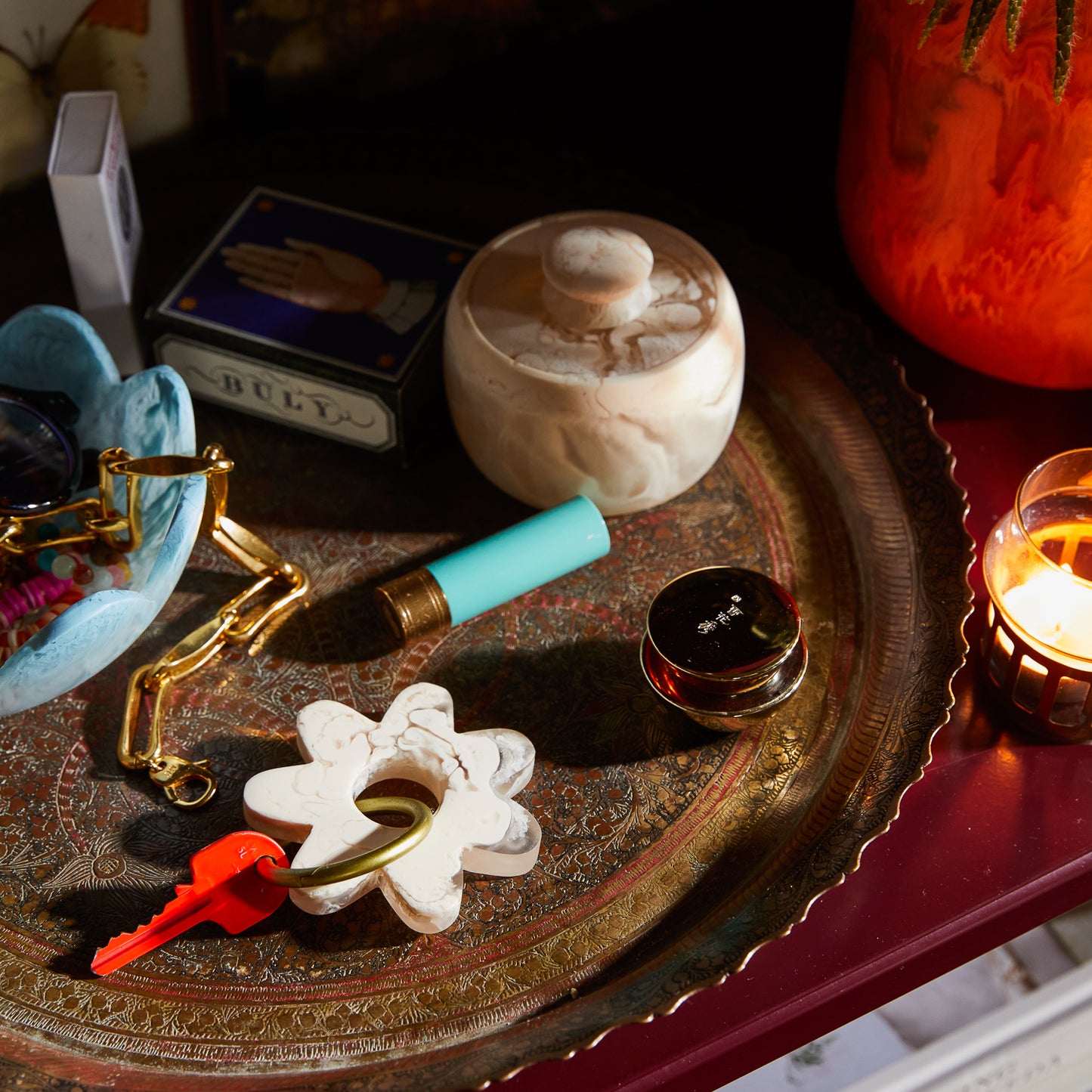 Whitney Resin Keyring ~ Luna