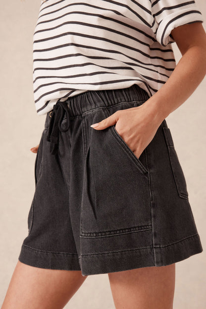 Relaxed Everyday Short Vintage Black Twill