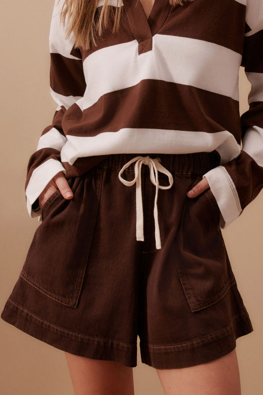 Relaxed Everyday Short Chocolate