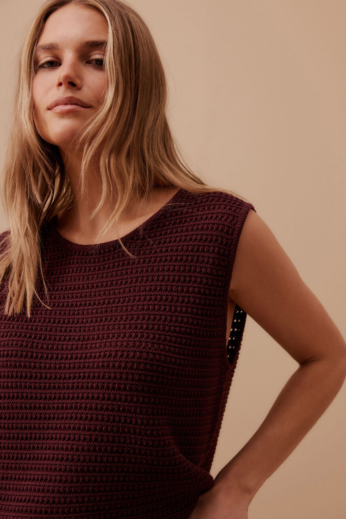 Mesh Knit Tank Wine
