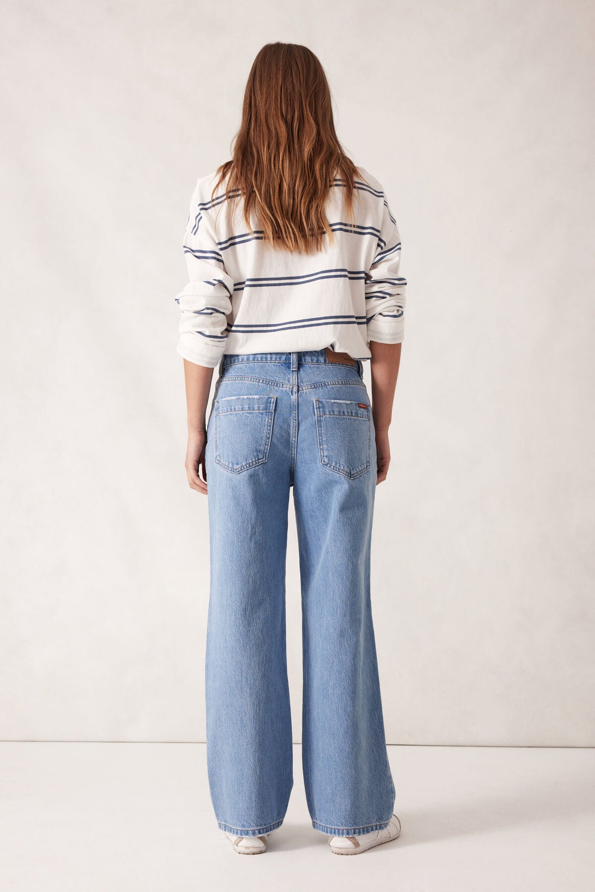 Frankie Loose Straight Jean Mid Blue
