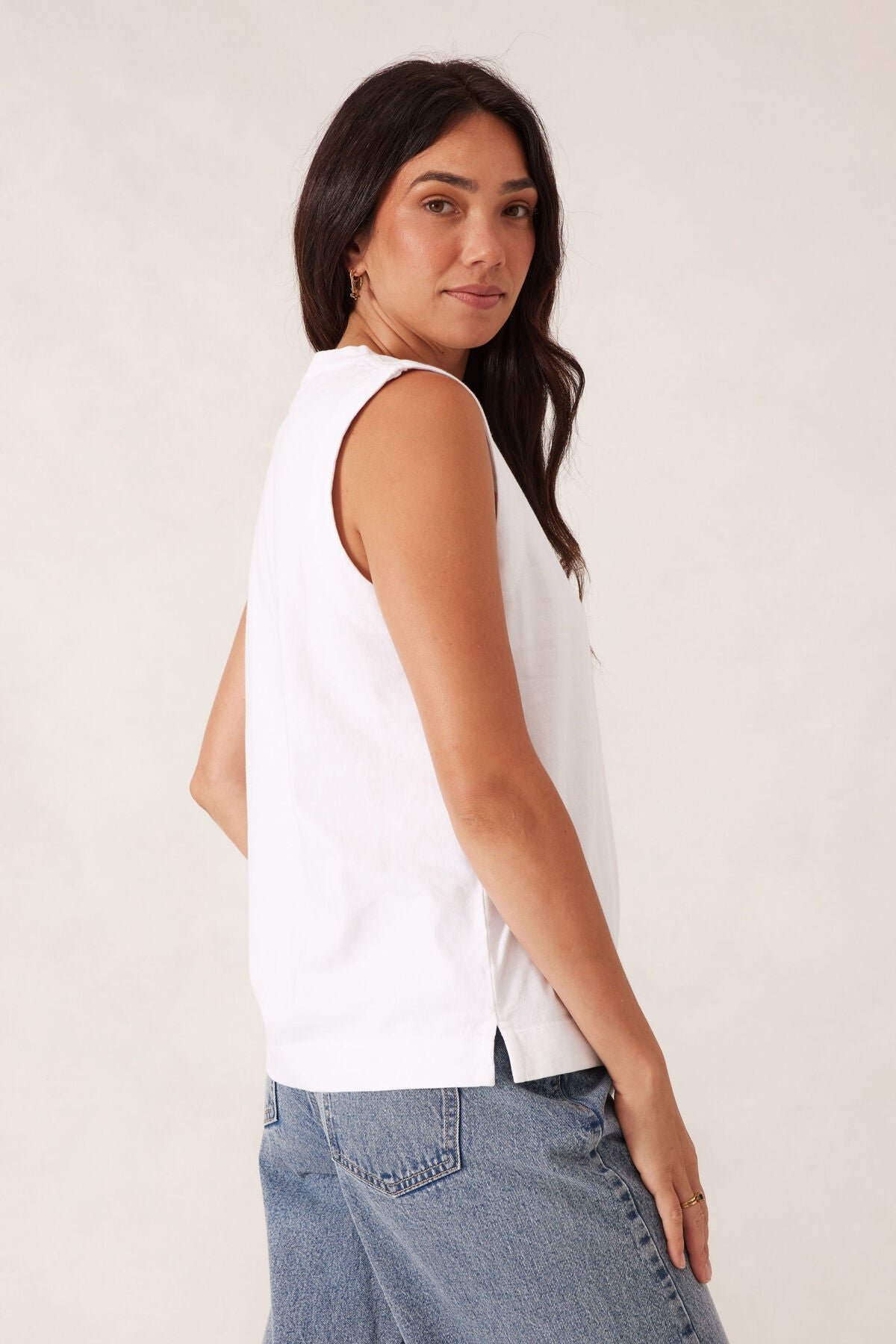 Relaxed Sleeveless Tee White