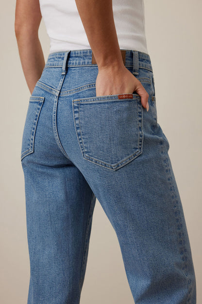 Sydney Straight Leg Jean ~ Vintage Blue