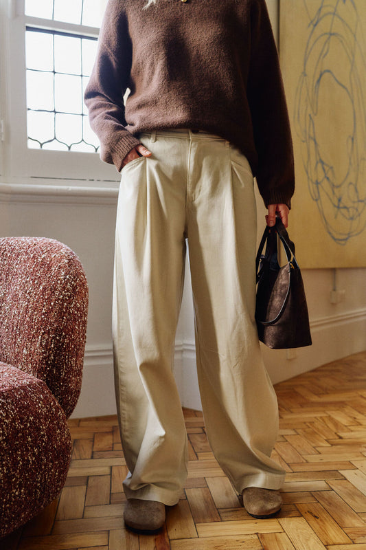Gemma Pleat Pant ~ eggshell