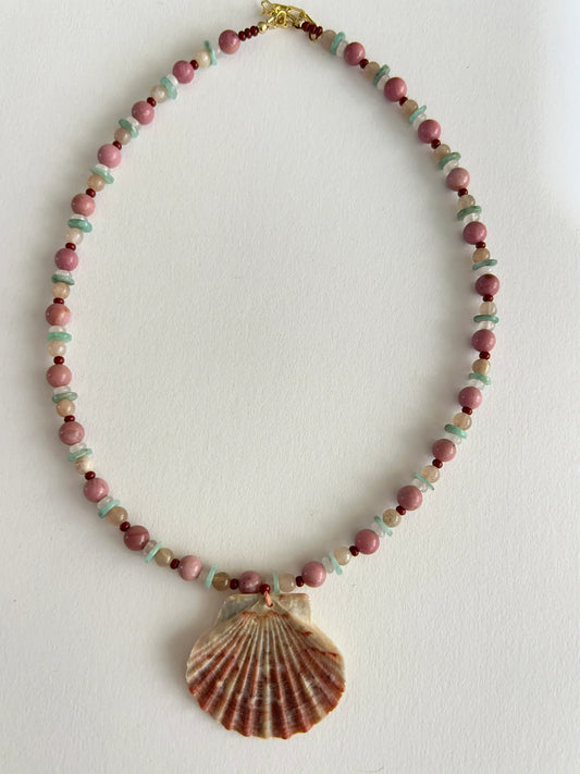 Rhodie Necklace with Shell