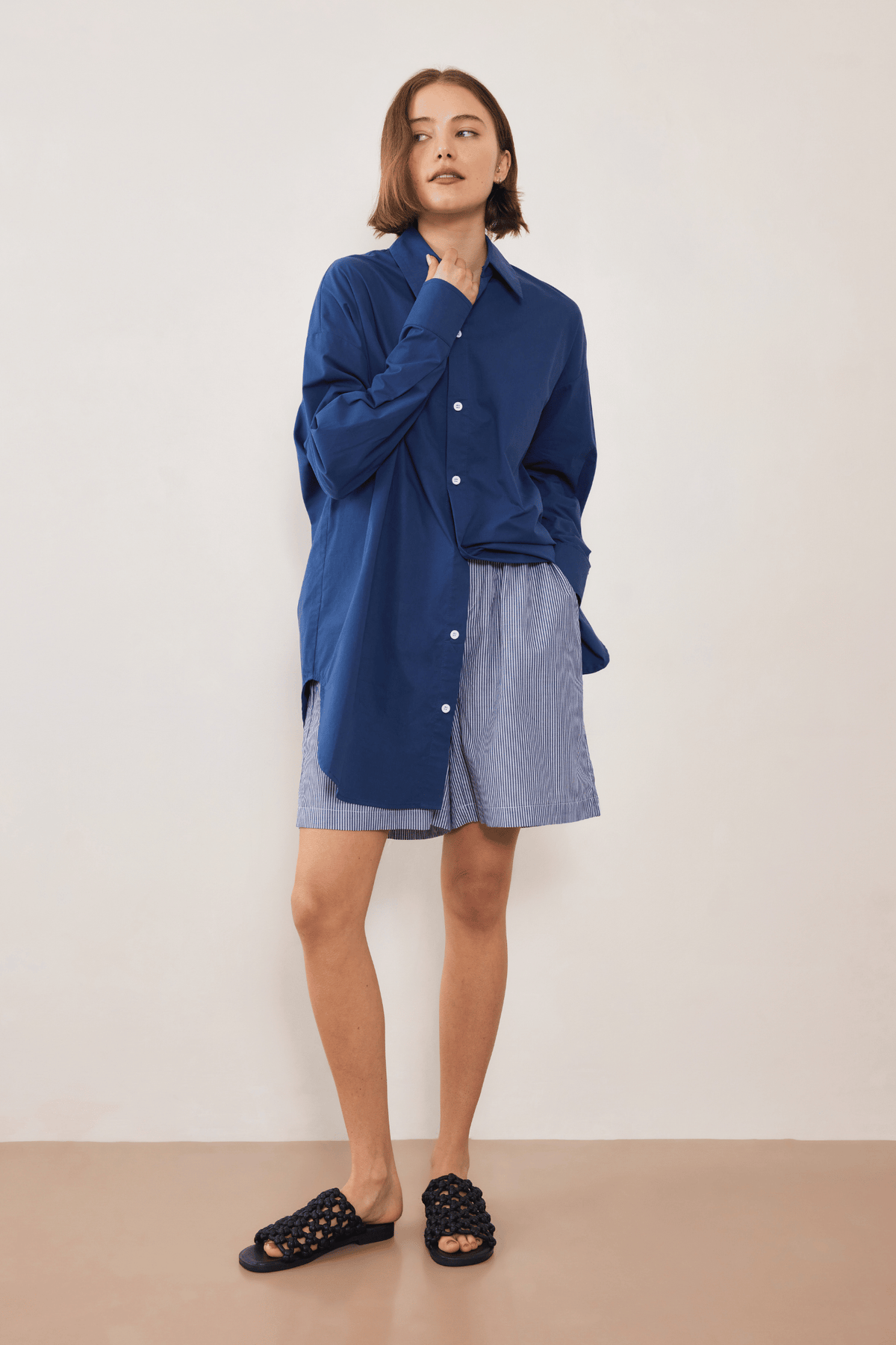 Static Striped Short - Navy/White