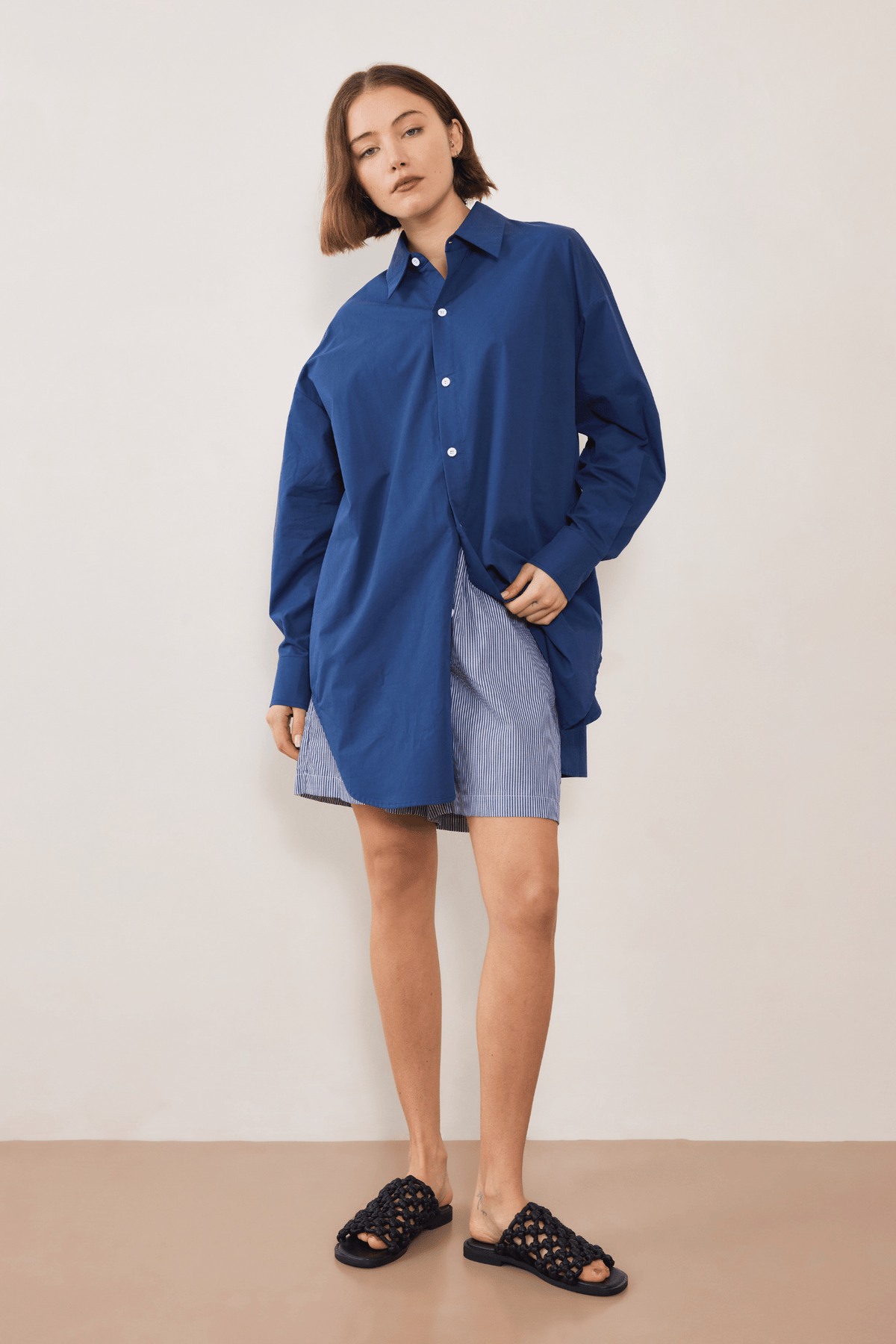 Static Striped Short - Navy/White