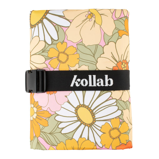 Picnic Mat Daisy Bouquet