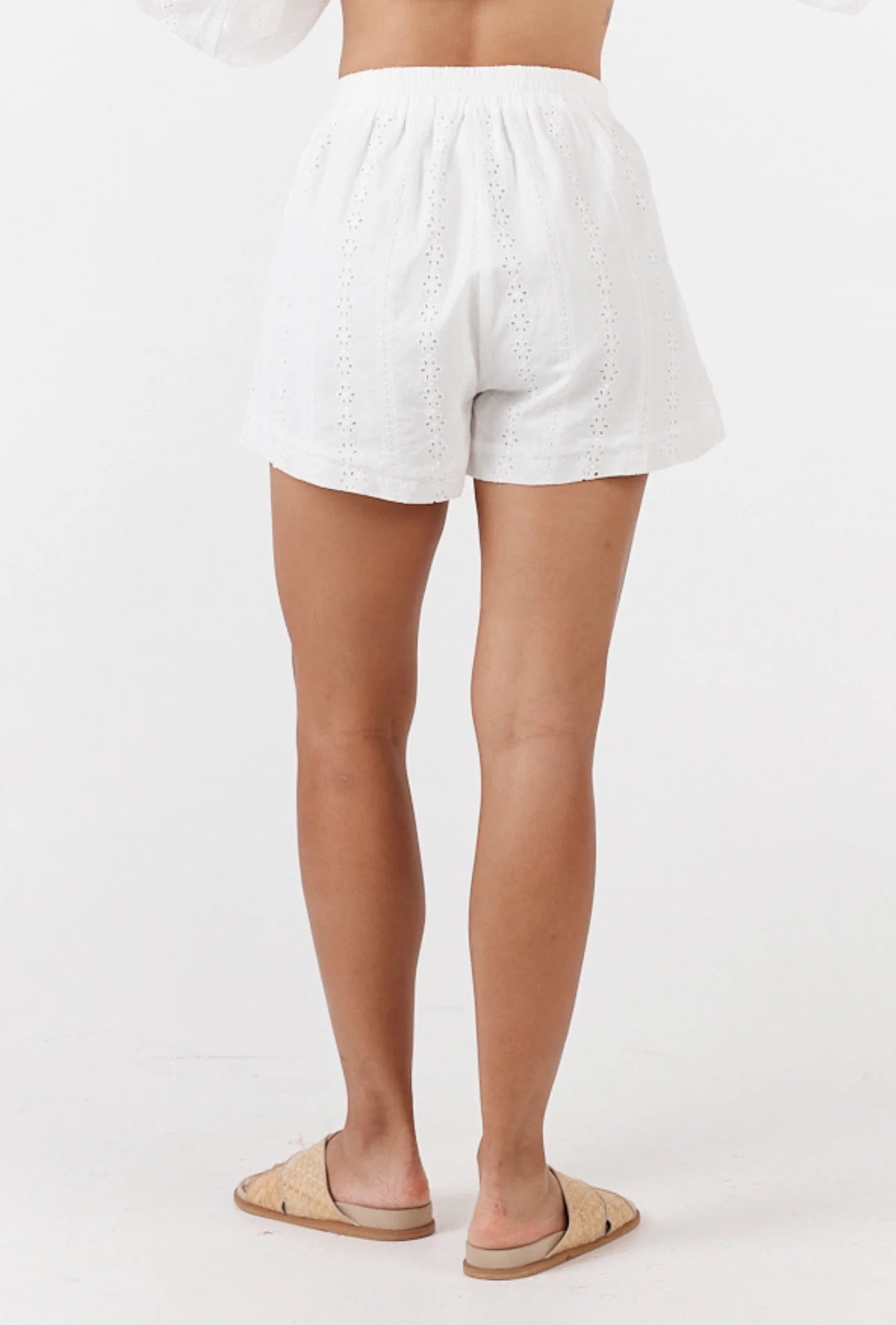 Lennox Shorts White Eyelet
