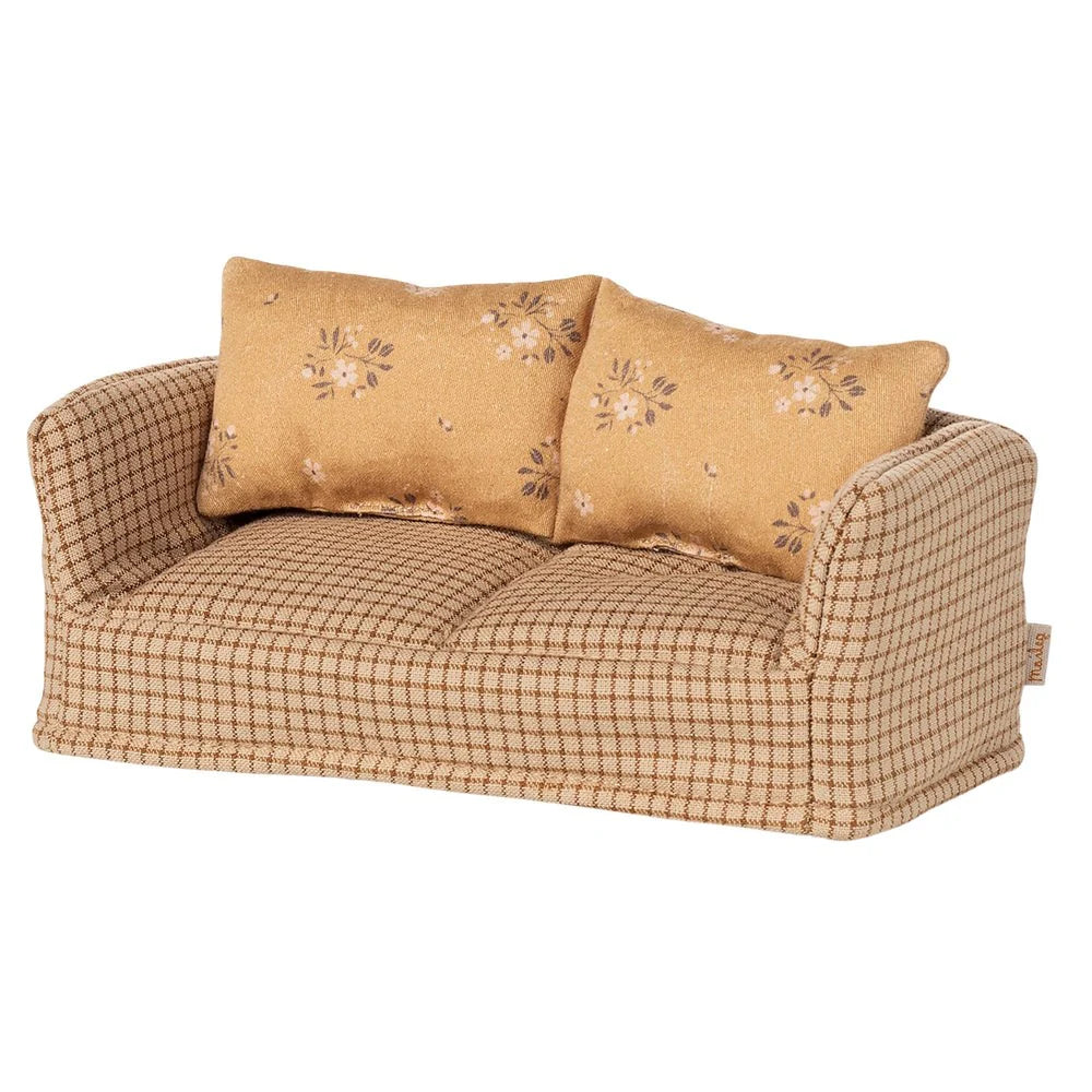 Couch Mouse Mable