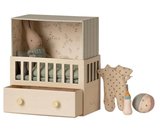 Baby Room w Micro Rabbit