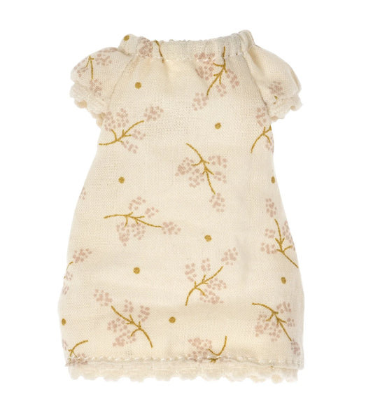 Nightgown for Big Sister Mouse