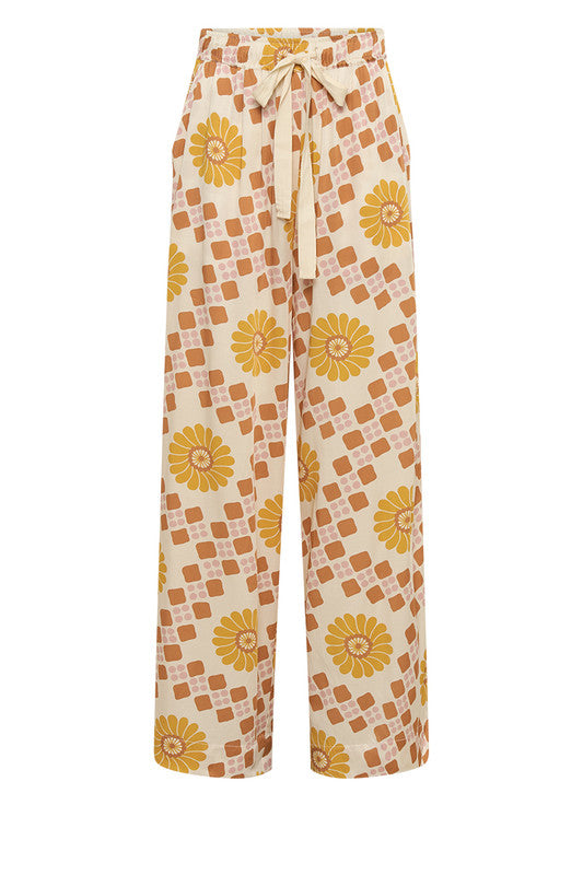 Spiral Drawstring Elastic Pant in Geo Swirl