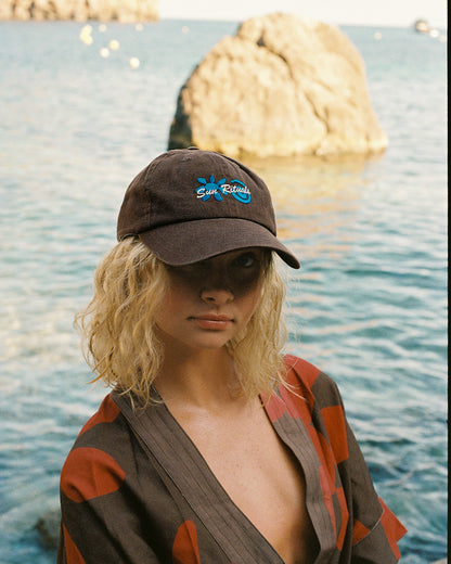 Selina Cap ~ Carafe