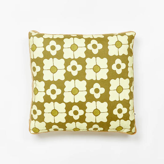 Cushion Carnation Moss 50cm