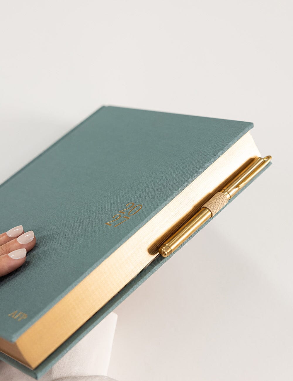 2027 Day to Page Large Planner - Seaglass