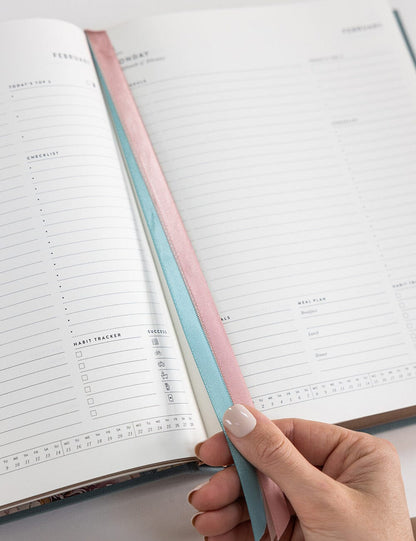 2027 Day to Page Large Planner - Seaglass