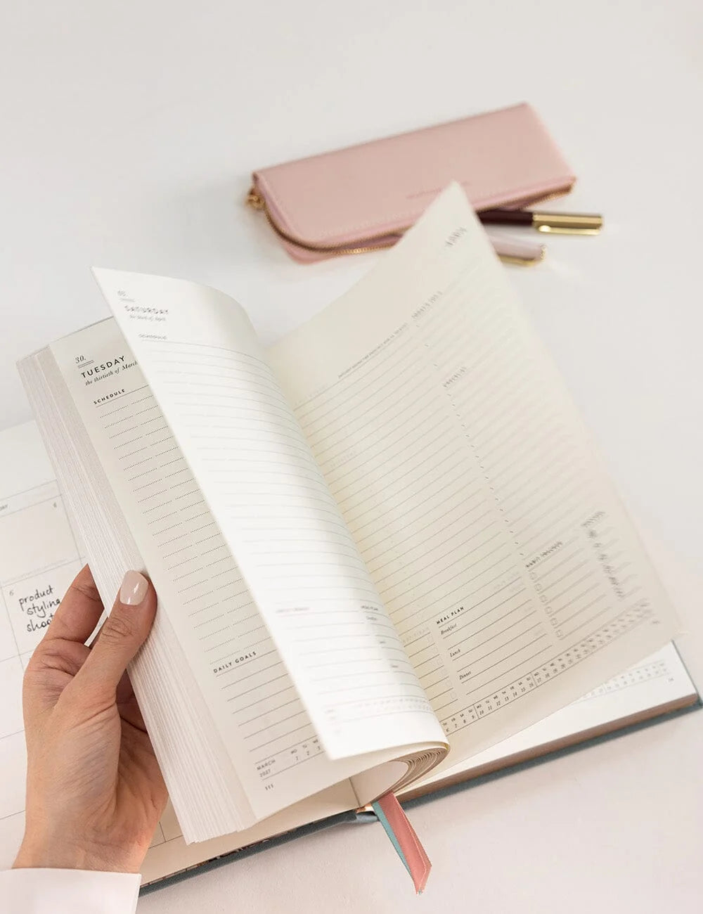 2027 Day to Page Large Planner - Seaglass