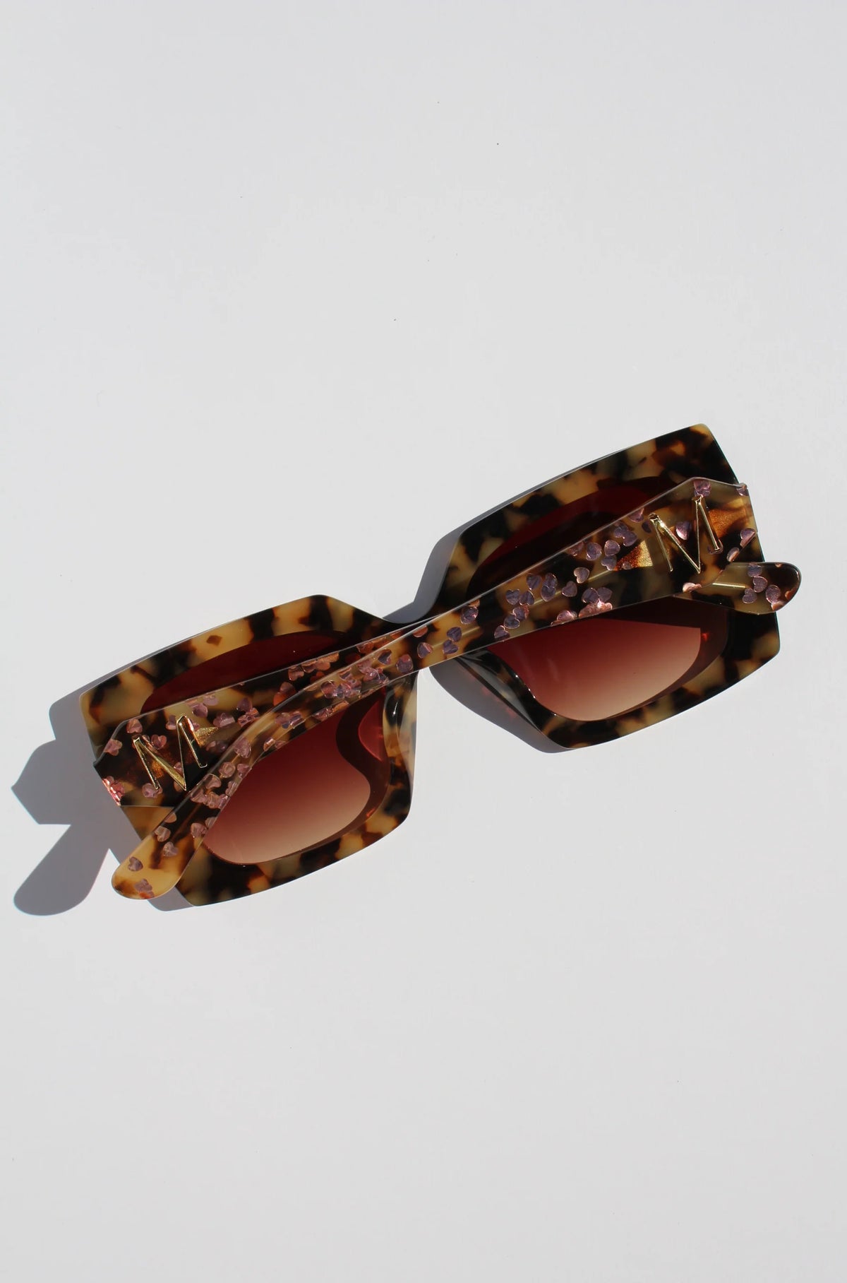 Lovetort ~ Tortoiseshell & gold heart Sunglasses