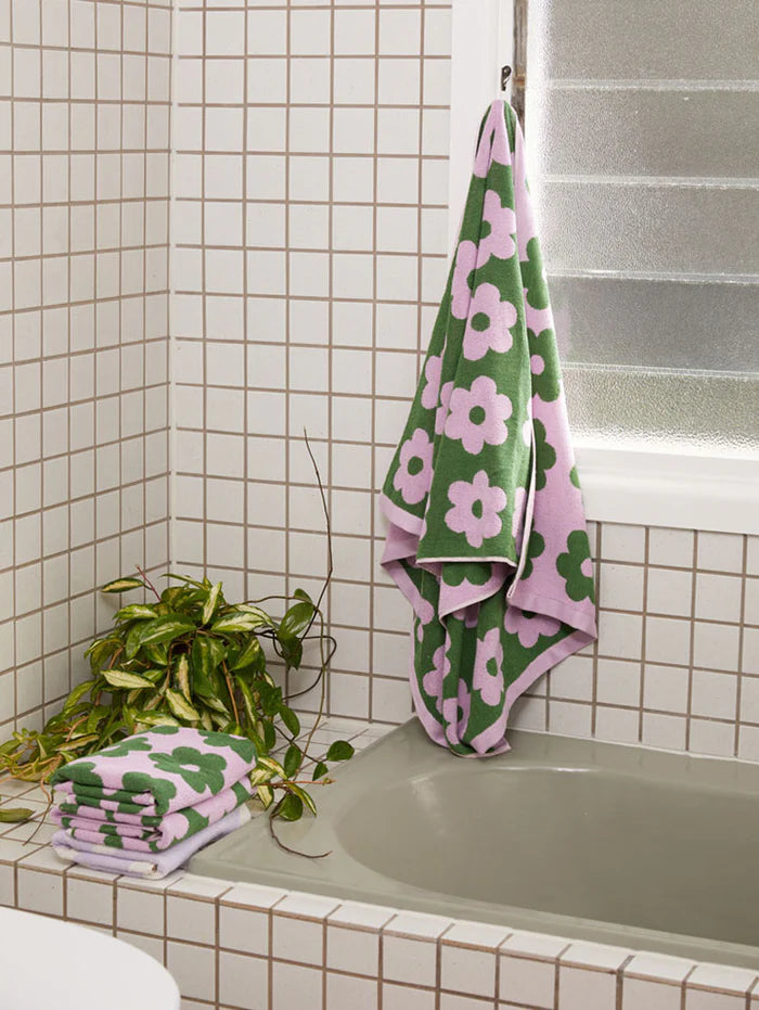 Flower Bed Towel Sheet