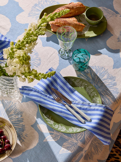Jardin Dove Tablecloth