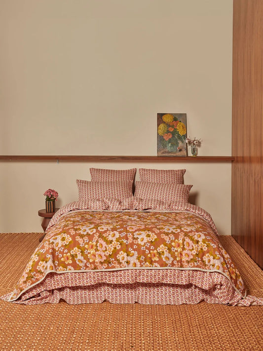 Buttercup Rust / Petit Madeline Pink Quilted Throw