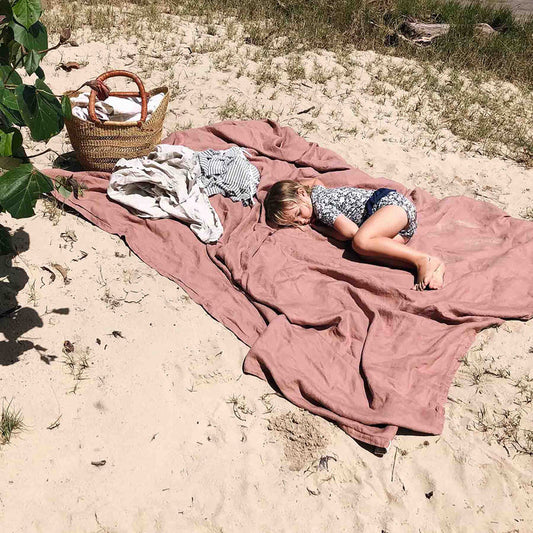 Oversized Linen Family Picnic Throw